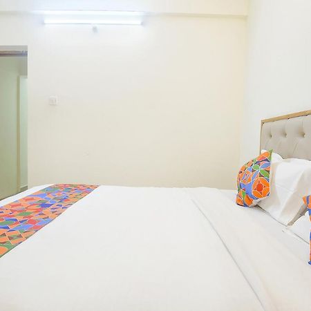 Fabexpress De Classio With Pool - Nr Candolim Beach Hotel ภายนอก รูปภาพ